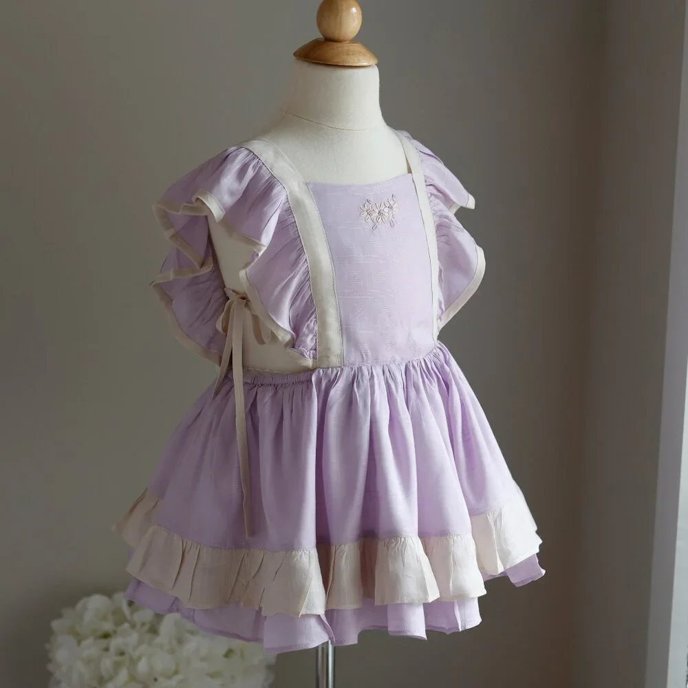 Well Dressed Wolf Kate Tunic Set Lavender and Beige Size 6 NWT